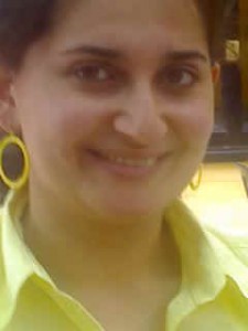 mays_sourt_bolouse_jaune